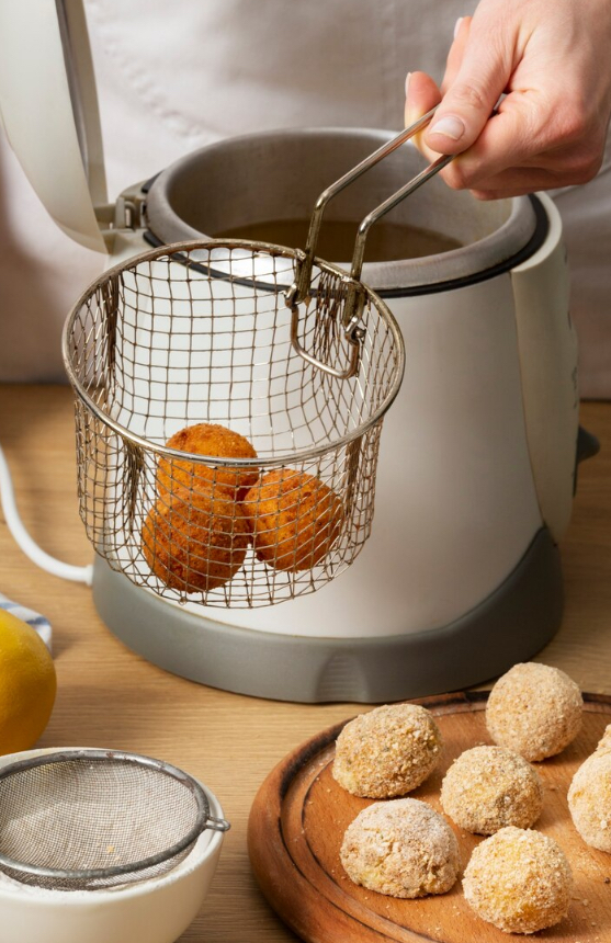 Science Behind Deep Frying The Science of Deep Frying: How to Achieve Perfect Texture and Taste ...